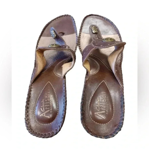 Clarks Artisan Brown Gold Thong Sandals Slides Size  10M - Picture 5 of 8